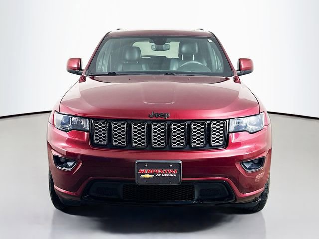 Used 2019 Jeep Grand Cherokee Altitude image 4