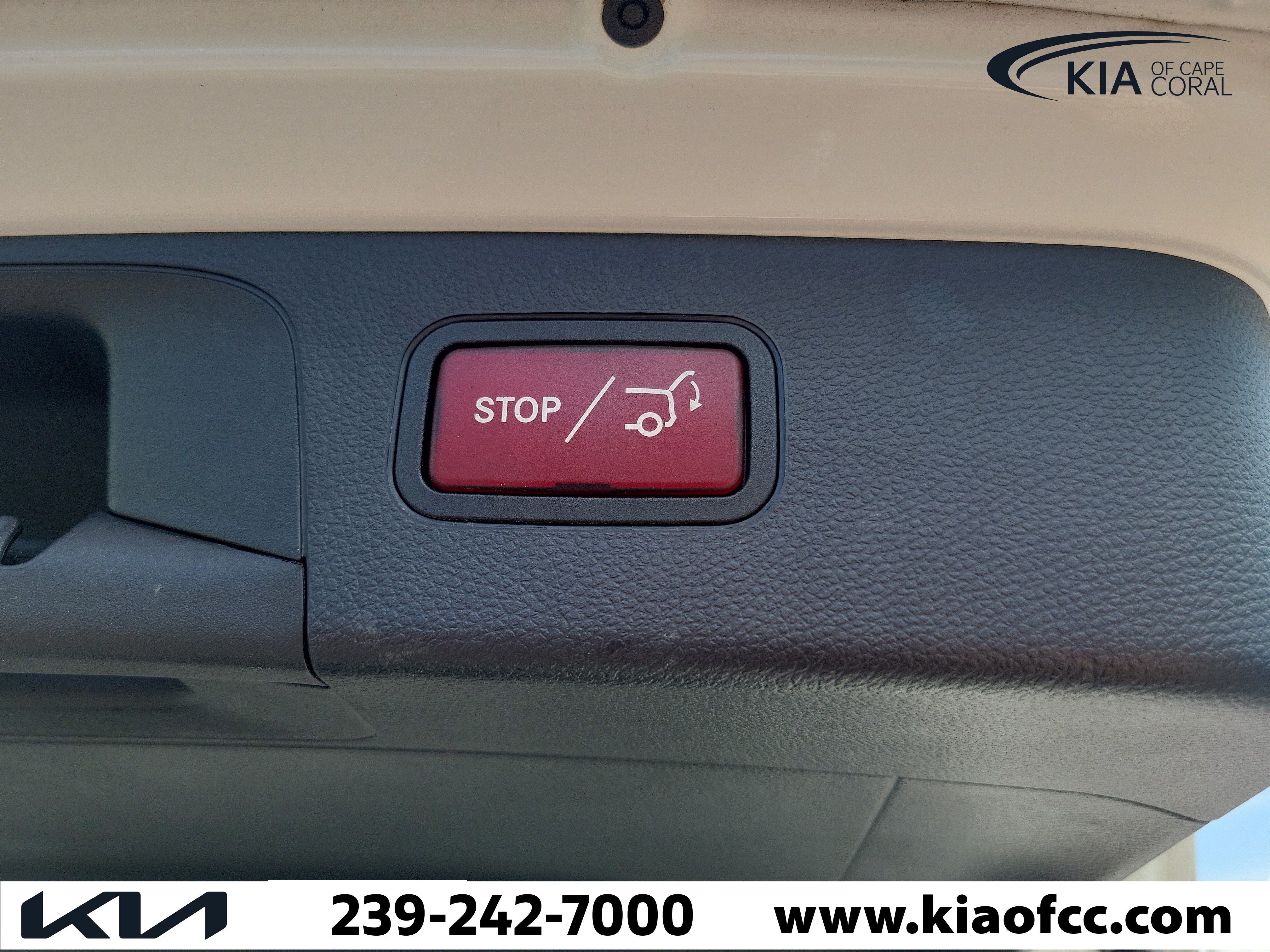 Used 2020 Mercedes-Benz GLC 300 image 12