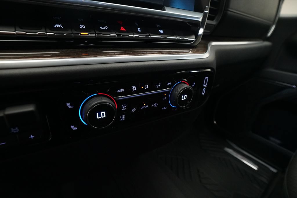 Used 2024 Chevrolet Silverado 1500 LT w/ LPO, Dark Essentials Package AWD/4WD image 20