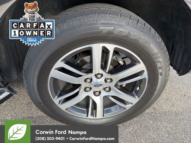 Used 2023 Ford Expedition XLT image 11