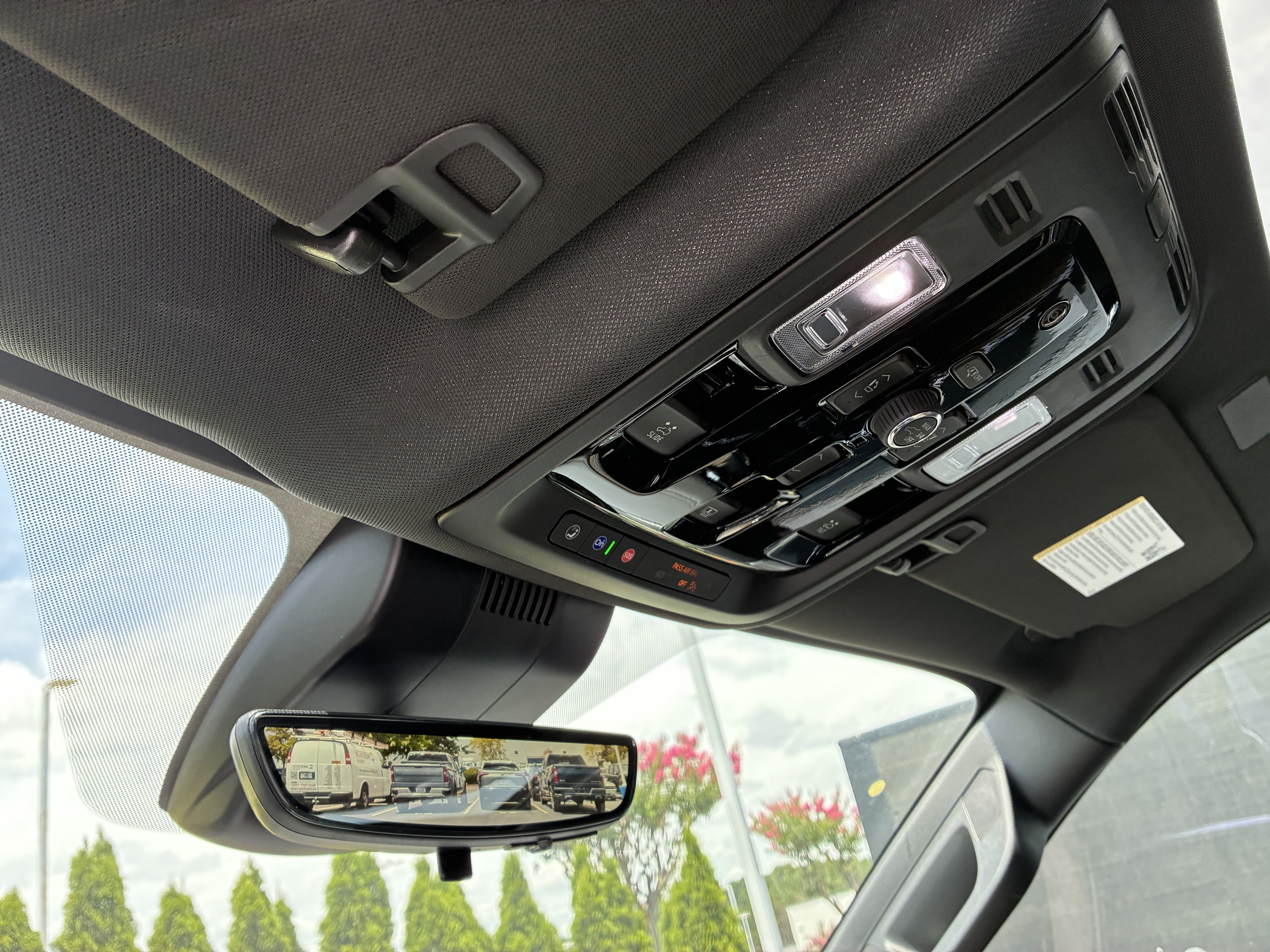 New 2026 Chevrolet Tahoe High Country AWD/4WD image 40