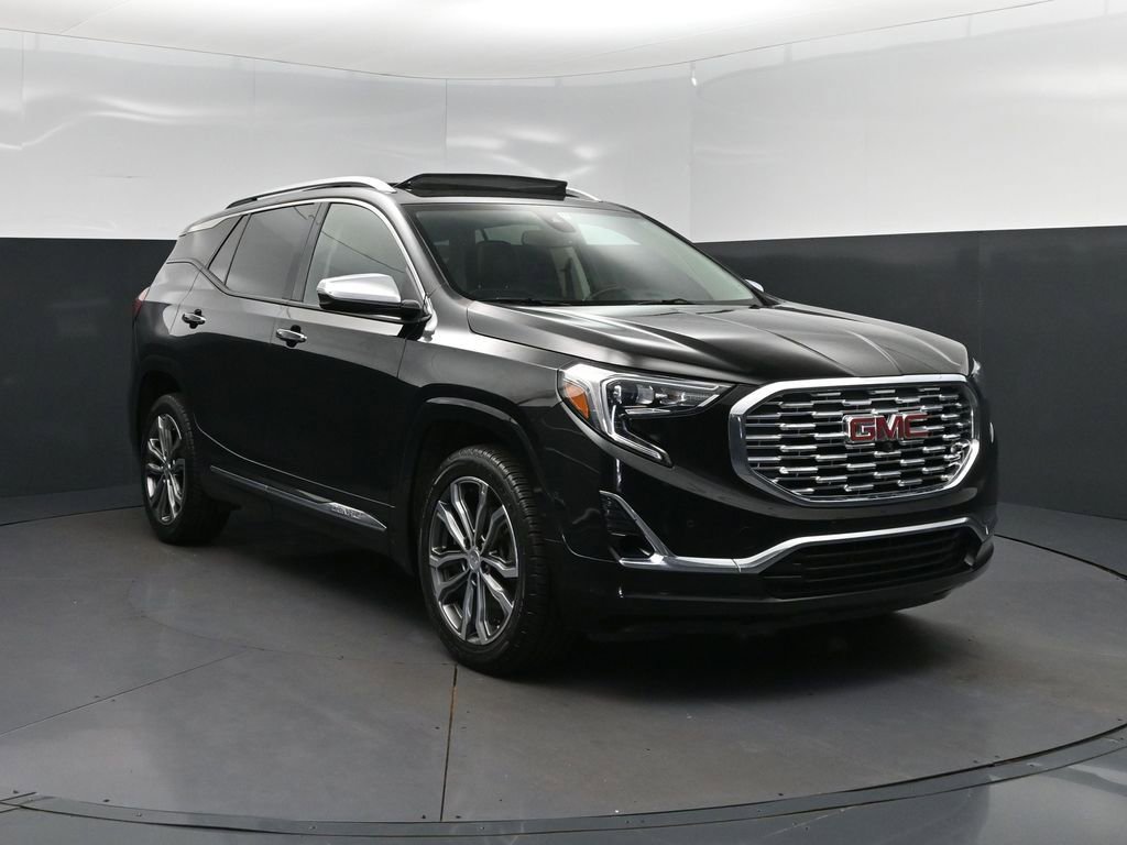 Used 2018 GMC Terrain Denali w/ Advanced Safety Package FWD image 9