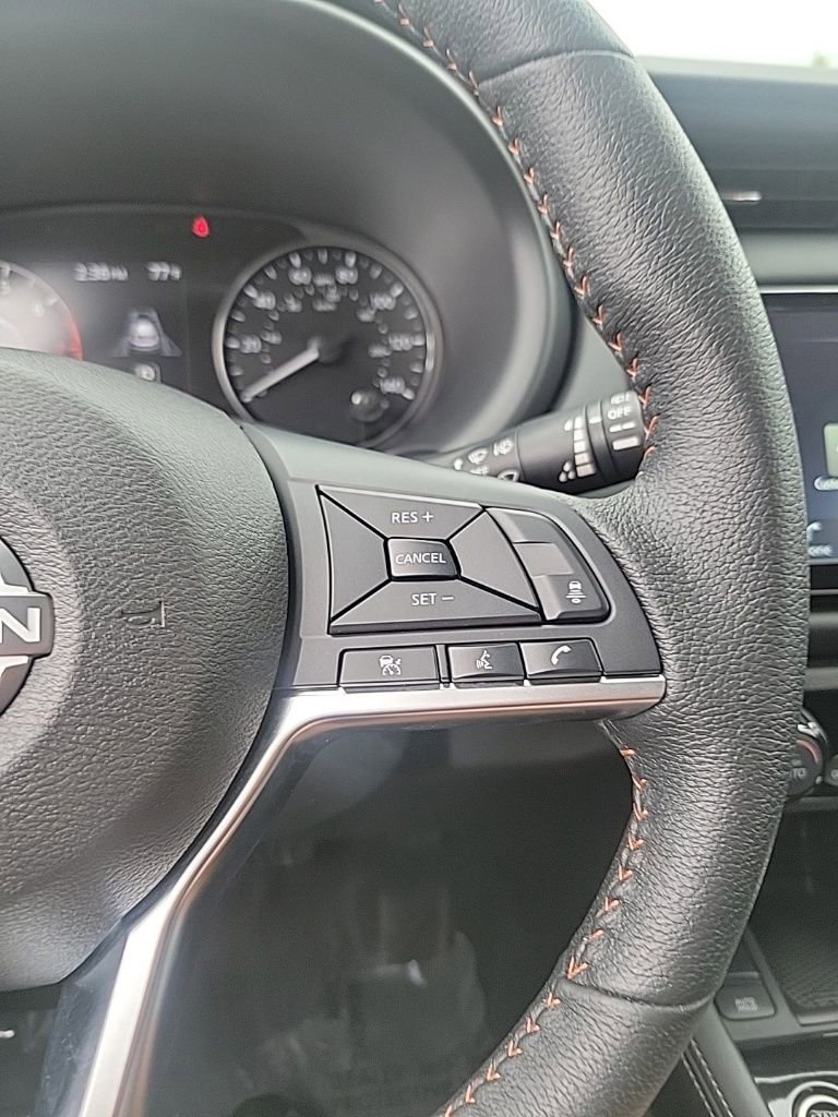 Certified 2024 Nissan Kicks SR image 28