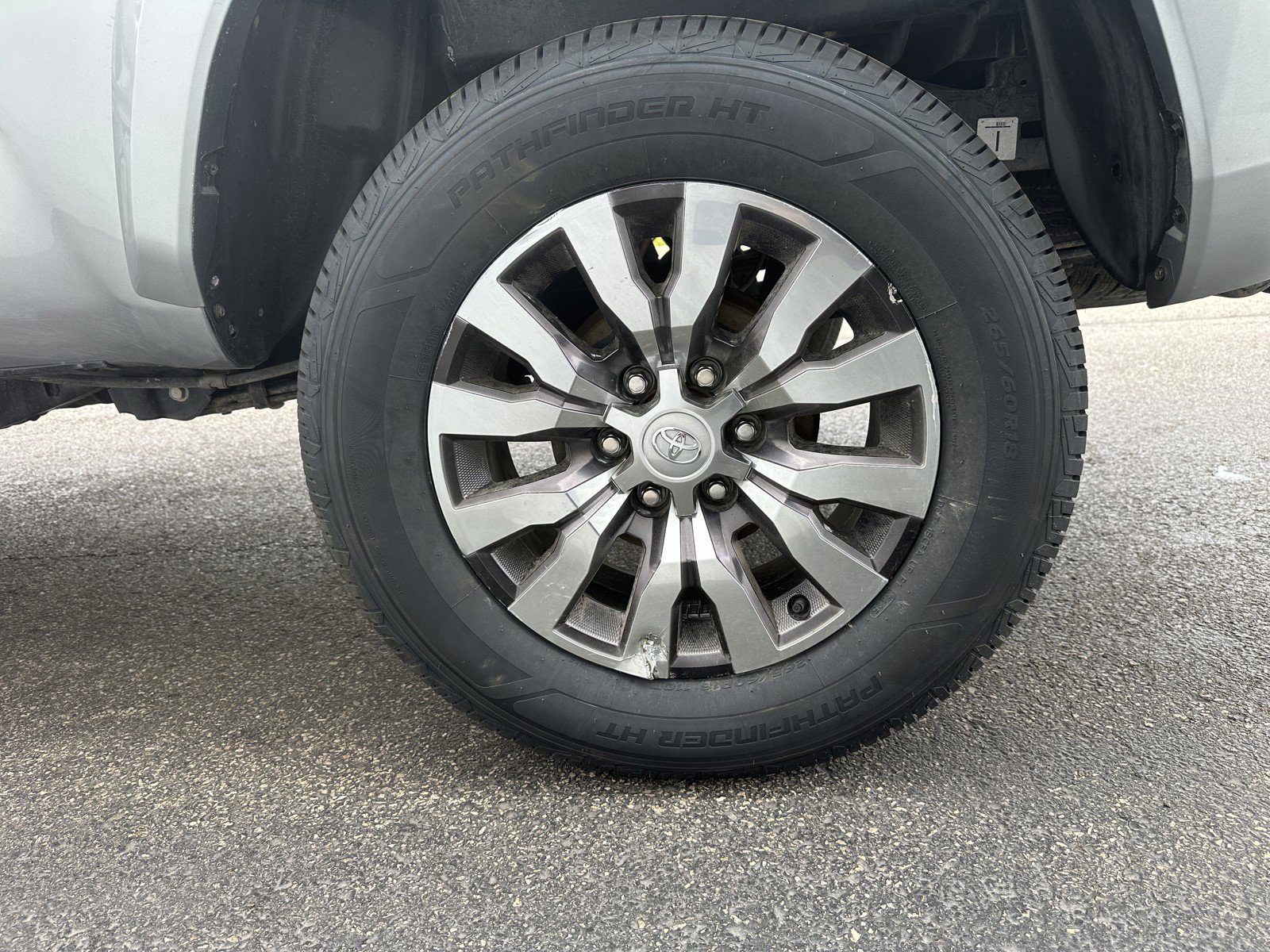 Used 2023 Toyota Tacoma Limited AWD/4WD image 27