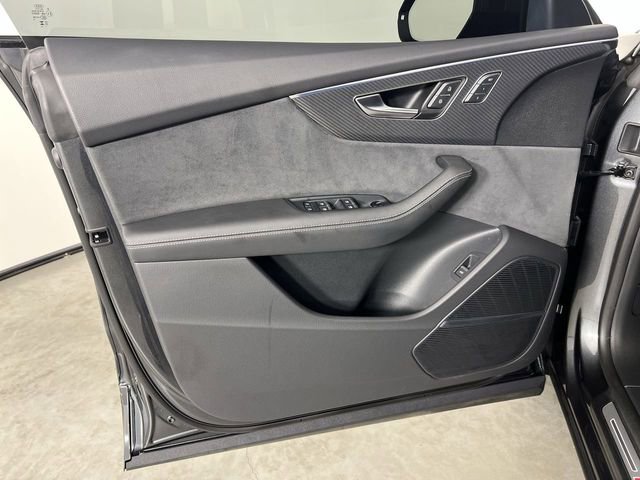 Used 2024 Audi SQ8 Premium Plus image 19