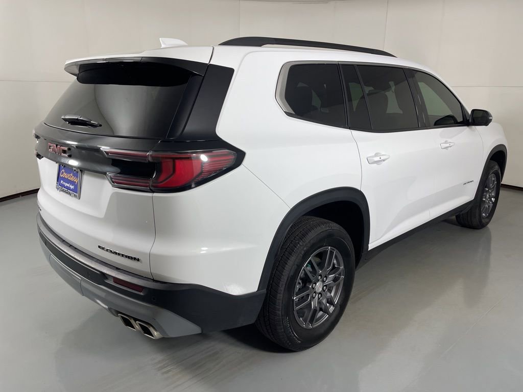 Used 2025 GMC Acadia Elevation image 8