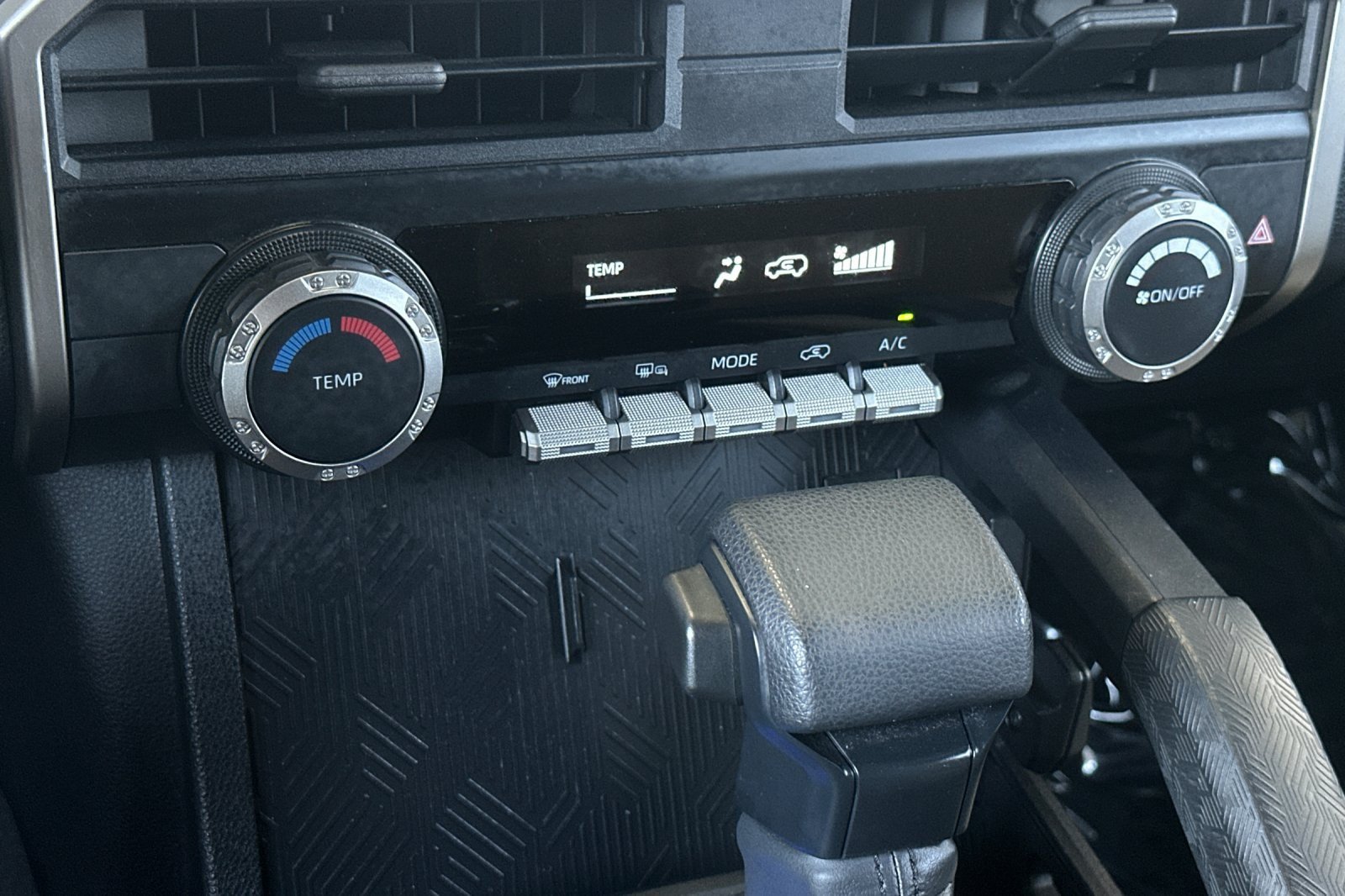 Certified 2025 Toyota 4Runner SR5 AWD/4WD image 20