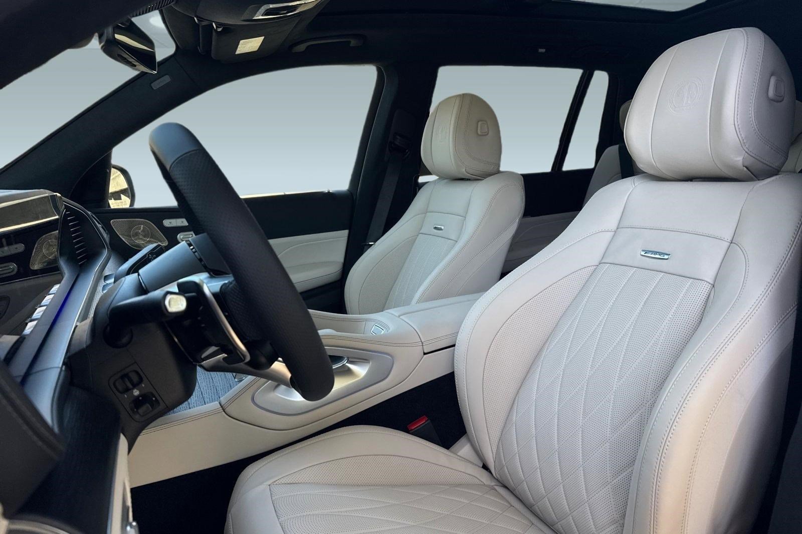 New 2026 Mercedes-Benz GLS 63 AMG 4MATIC image 5