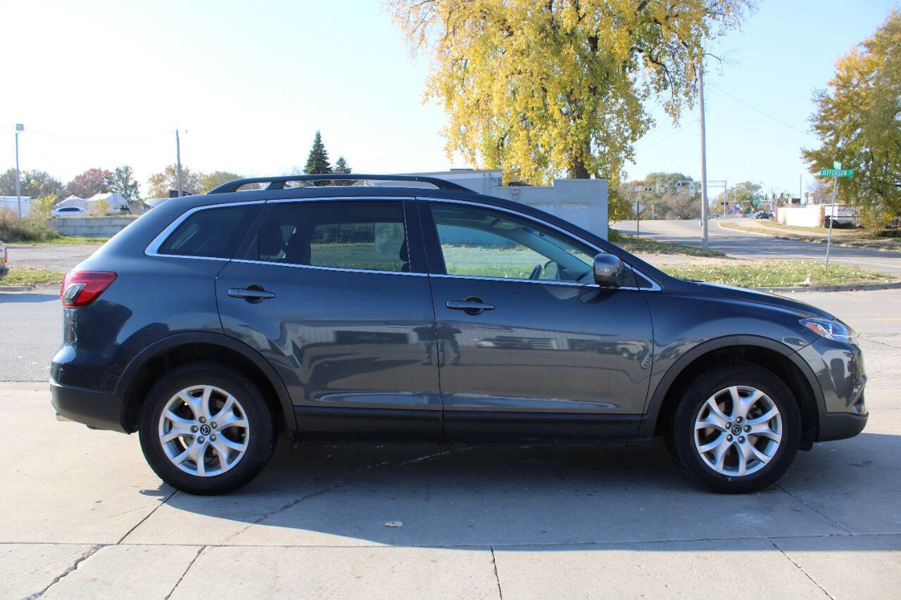 Used 2015 MAZDA CX-9 Touring w/ Touring Technology Package image 4