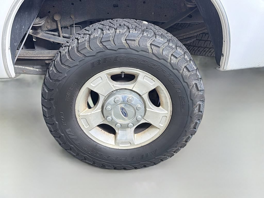 Used 2013 Ford F350 XLT w/ FX4 4X4 Off-Road Pkg image 27