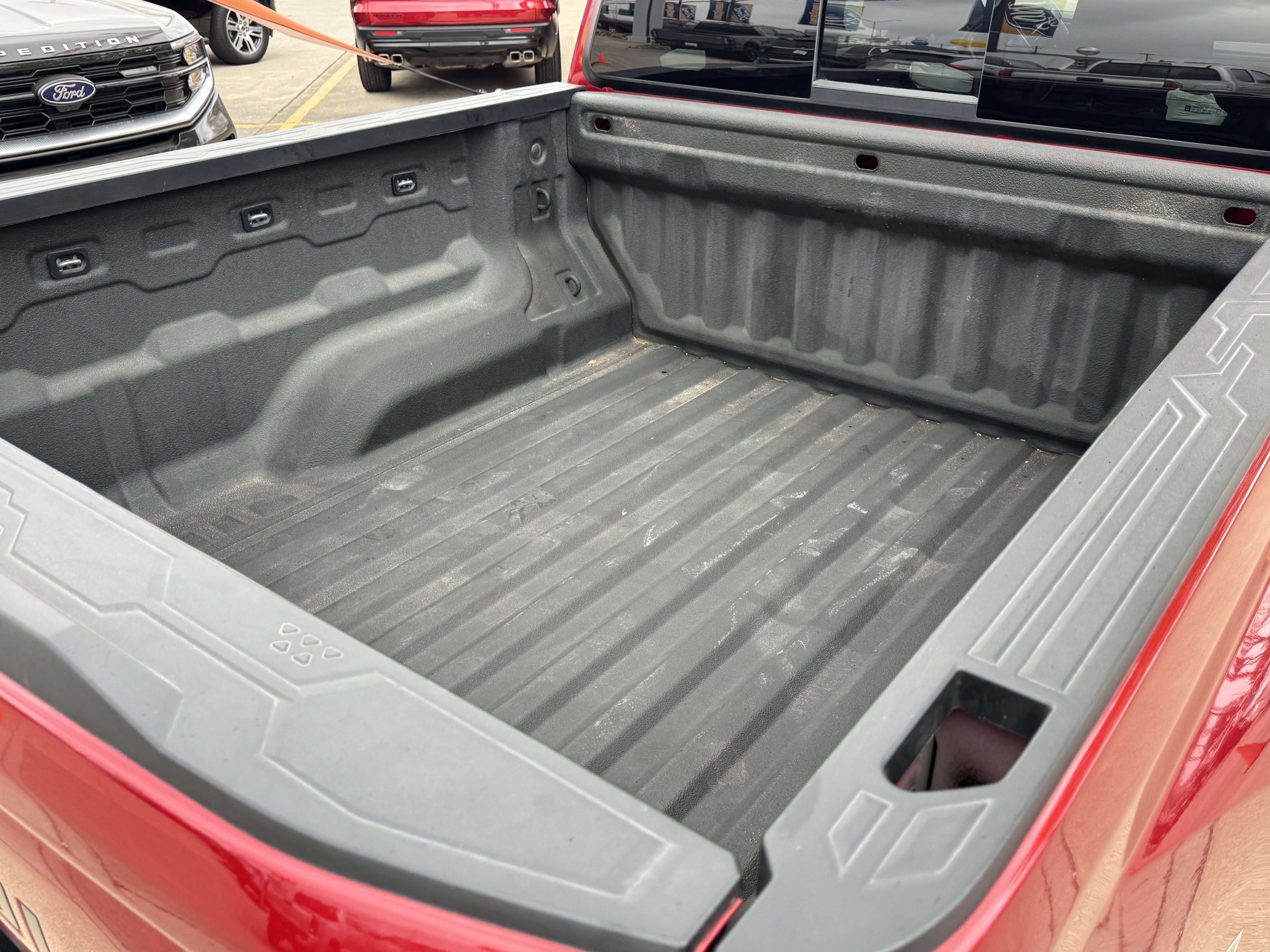 Used 2024 Chevrolet Colorado Z71 w/ Safety Package image 7