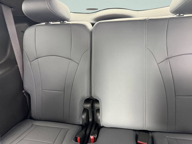 Used 2023 Buick Enclave Essence w/ Trailering Package, 5000 lbs. FWD image 20