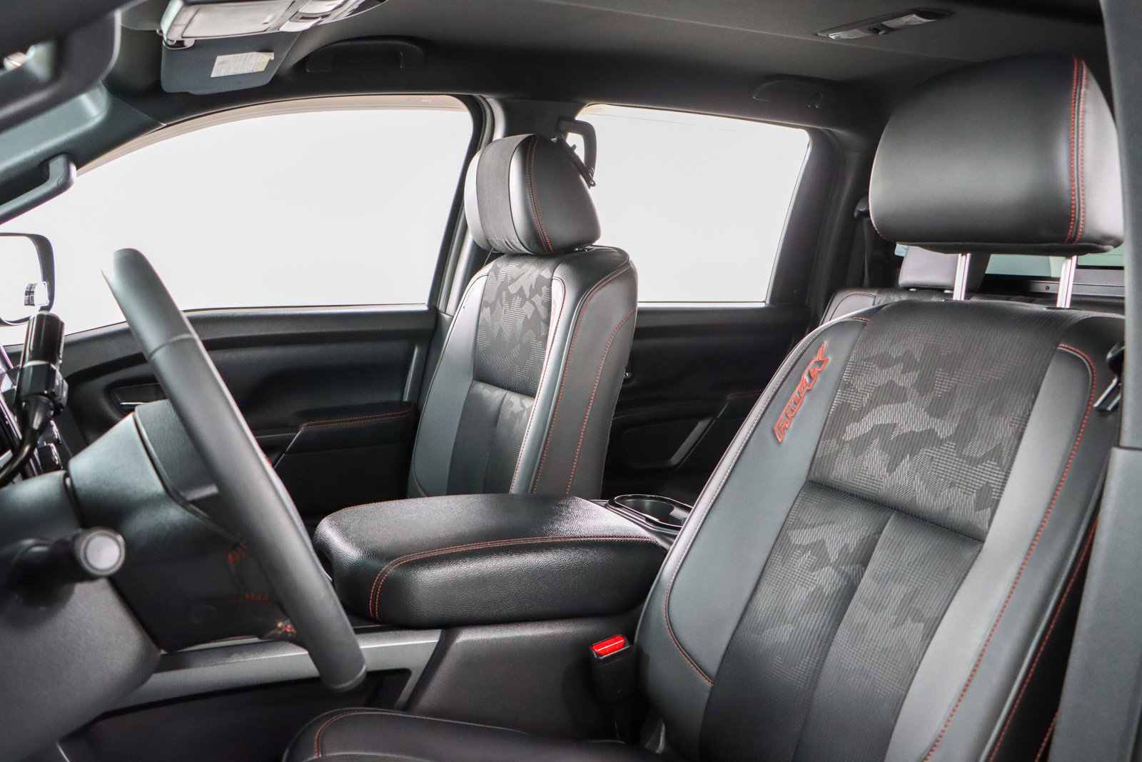 Used 2021 Nissan Titan PRO-4X w/ Pro-4x Utility Package image 26