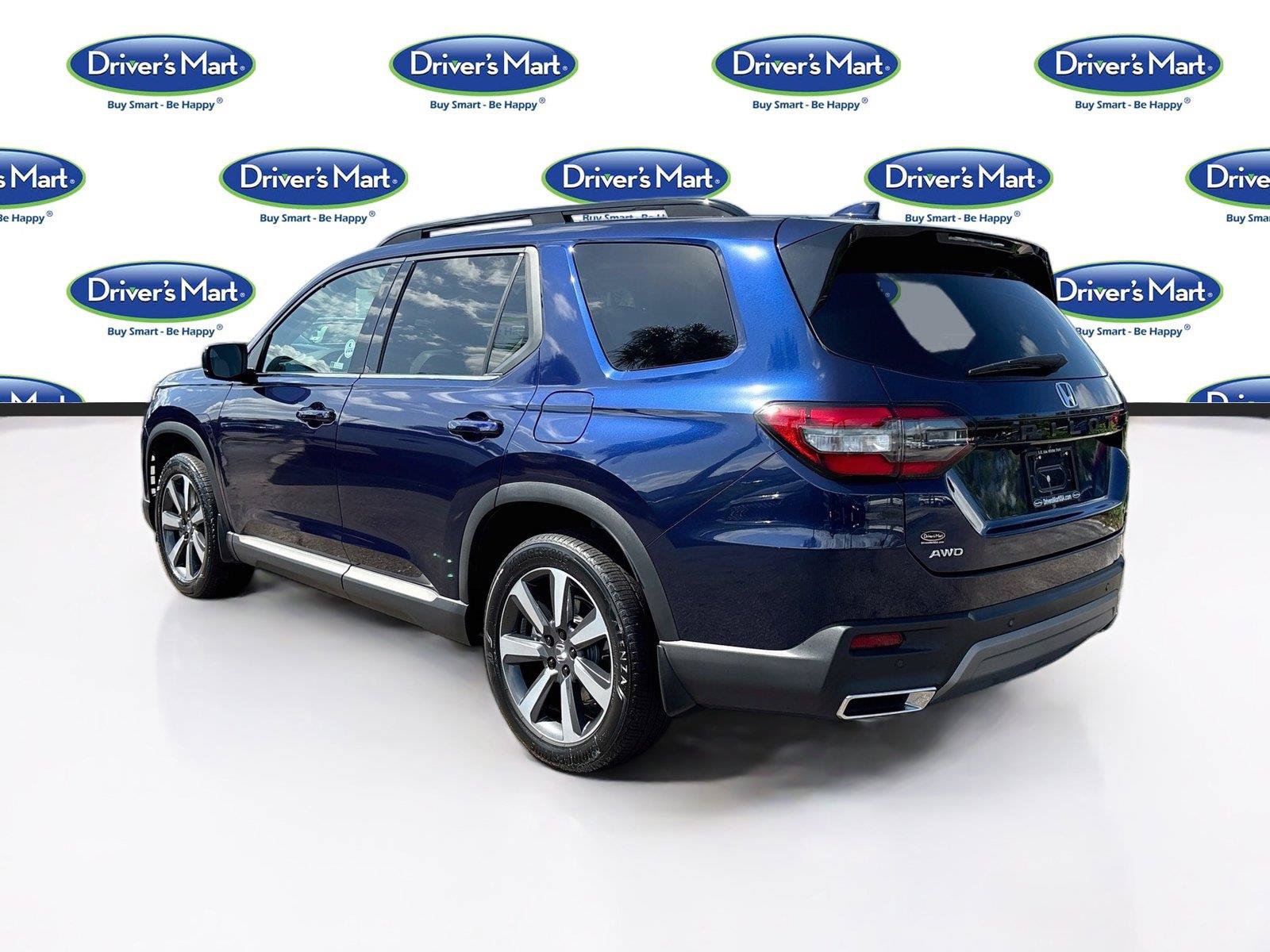 Used 2024 Honda Pilot Touring image 5