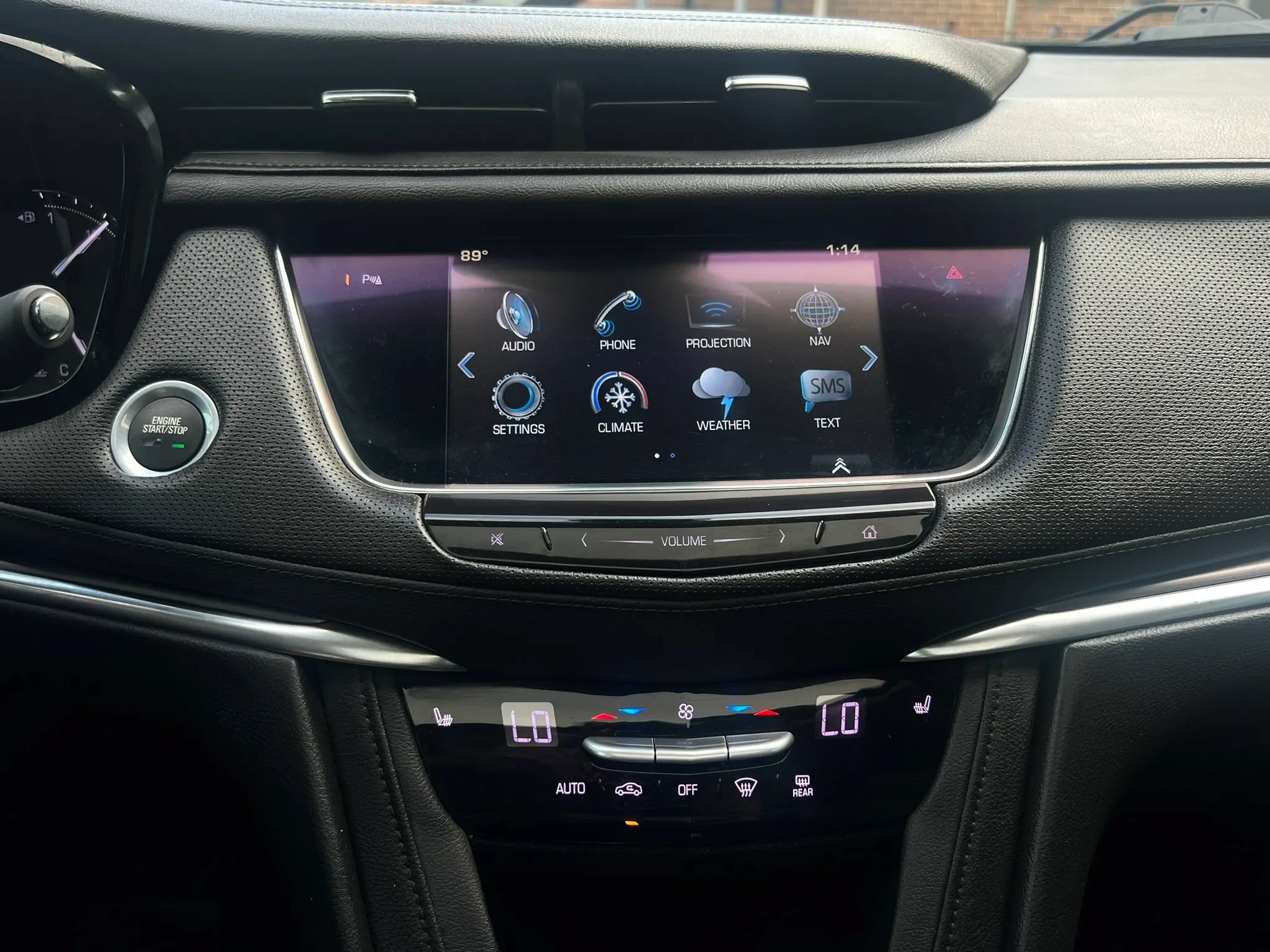 Used 2017 Cadillac XT5 Luxury w/ Driver Awareness Package FWD image 28