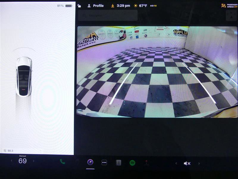 Used 2021 Tesla Model Y Long Range image 12