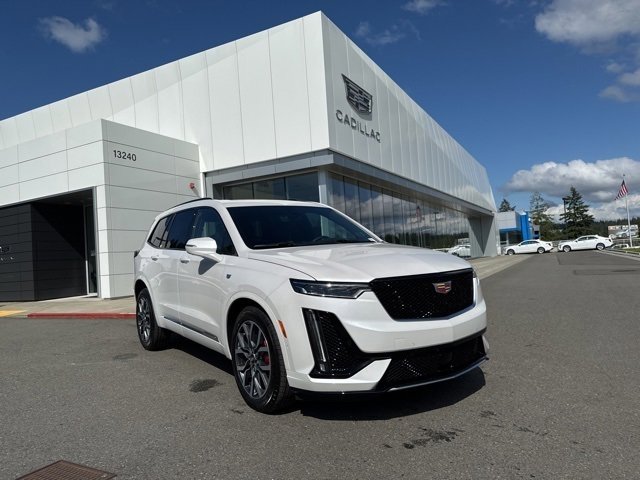 New 2025 Cadillac XT6 Sport w/ Platinum Package image 8