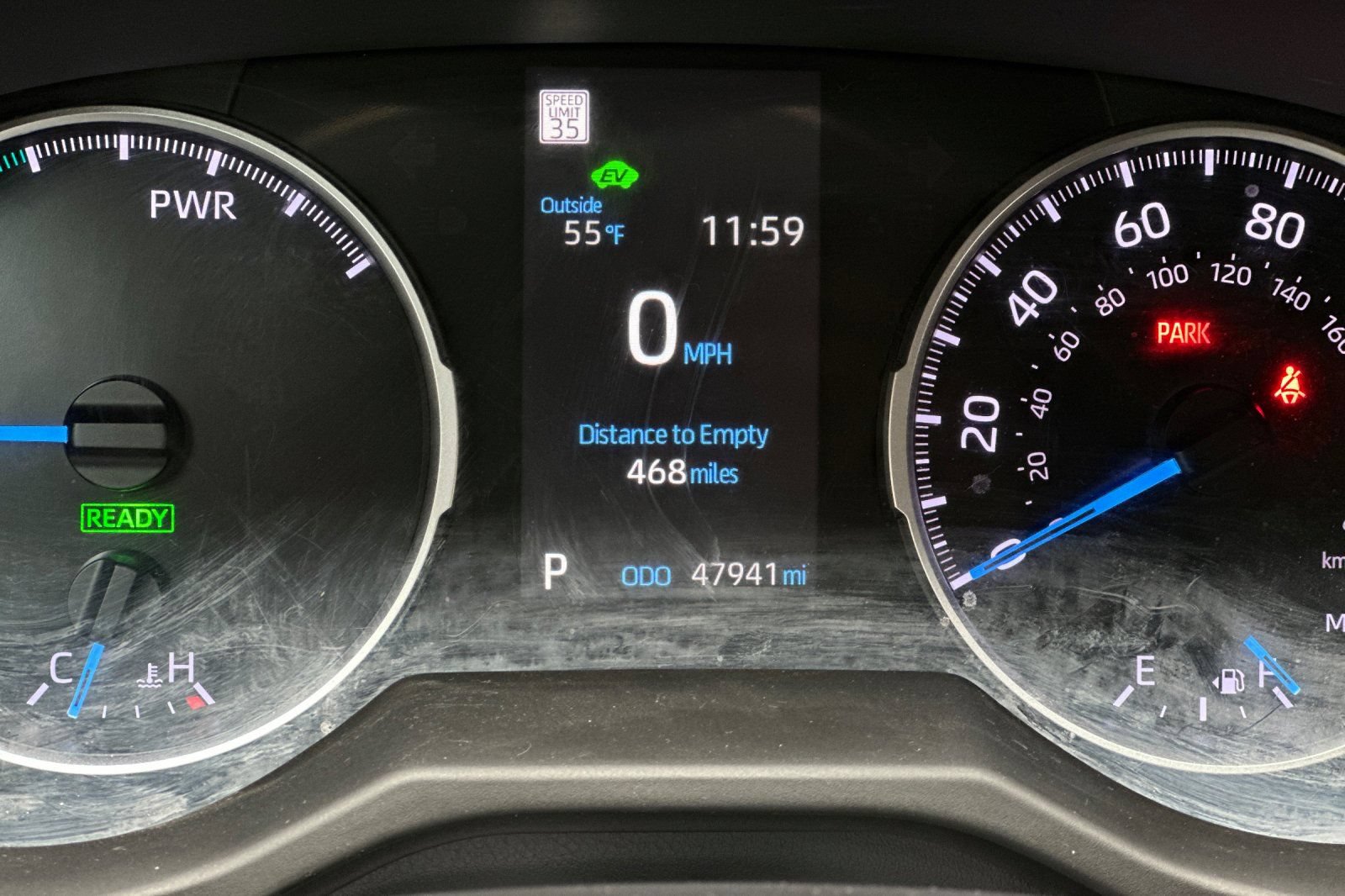 Used 2022 Toyota RAV4 LE AWD/4WD image 35