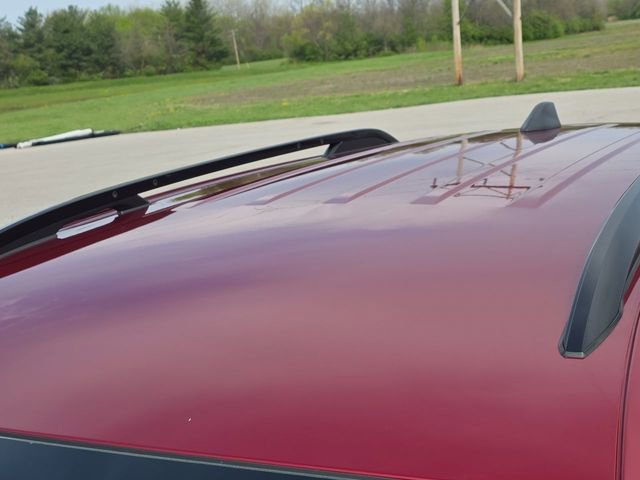 Used 2022 Chevrolet Equinox RS w/ Infotainment Package image 29