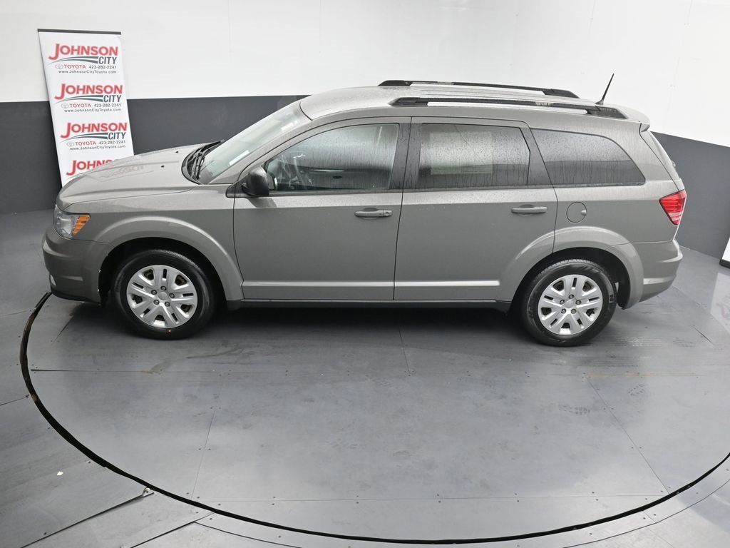 Used 2019 Dodge Journey SE image 31
