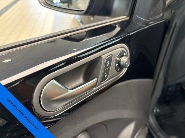 Used 2017 Volkswagen Beetle 1.8T Classic FWD image 7