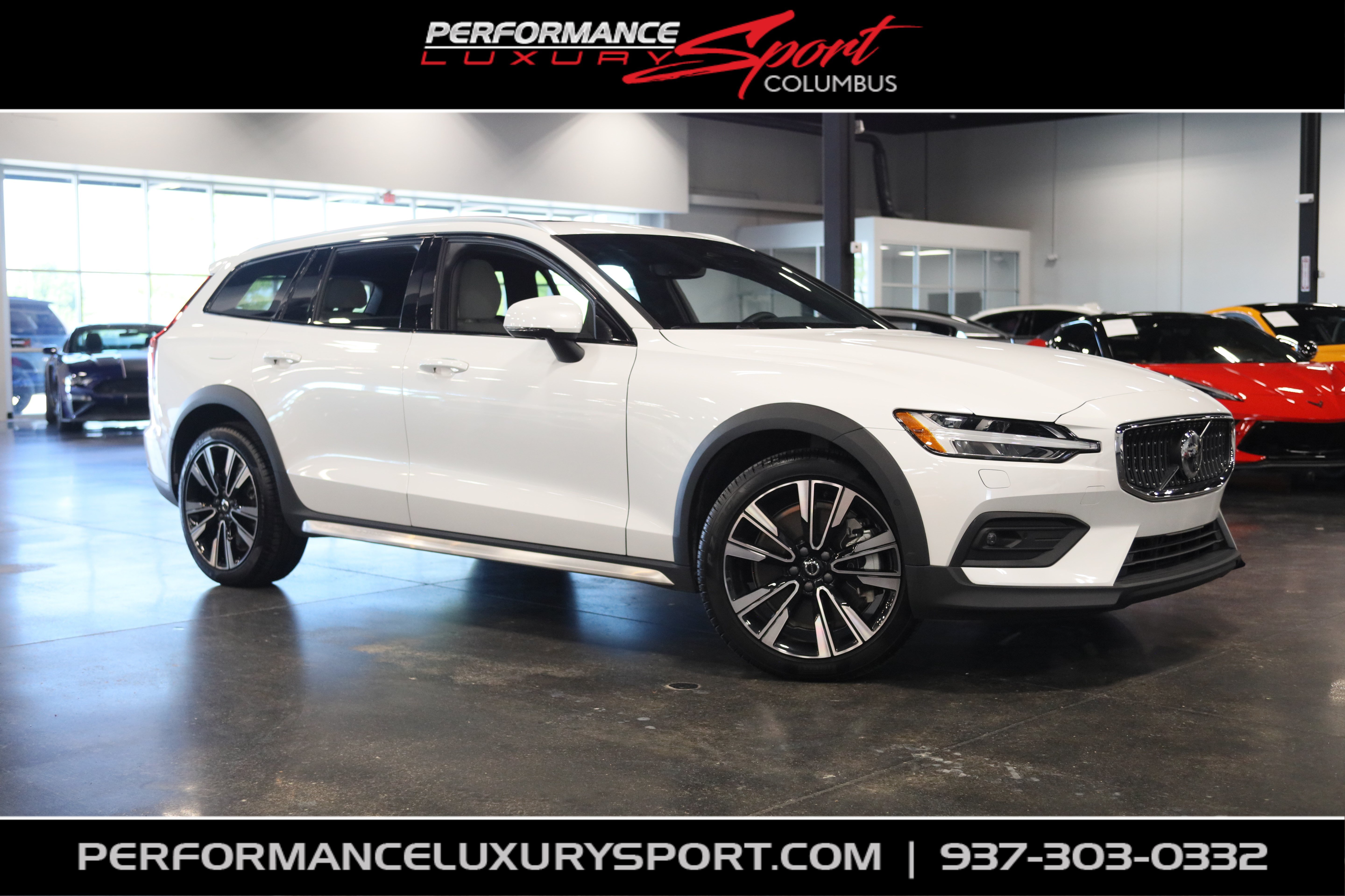 Used 2025 Volvo V60 B5 Cross Country Ultra w/ Climate Package