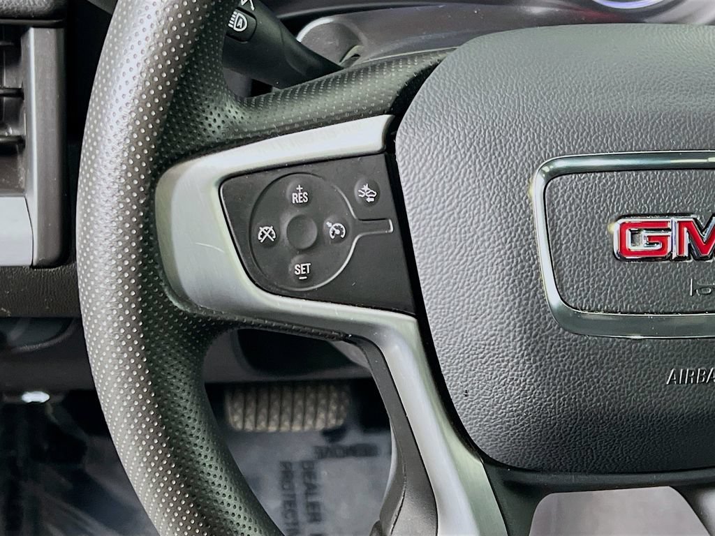 Used 2024 GMC Terrain SLE FWD image 10