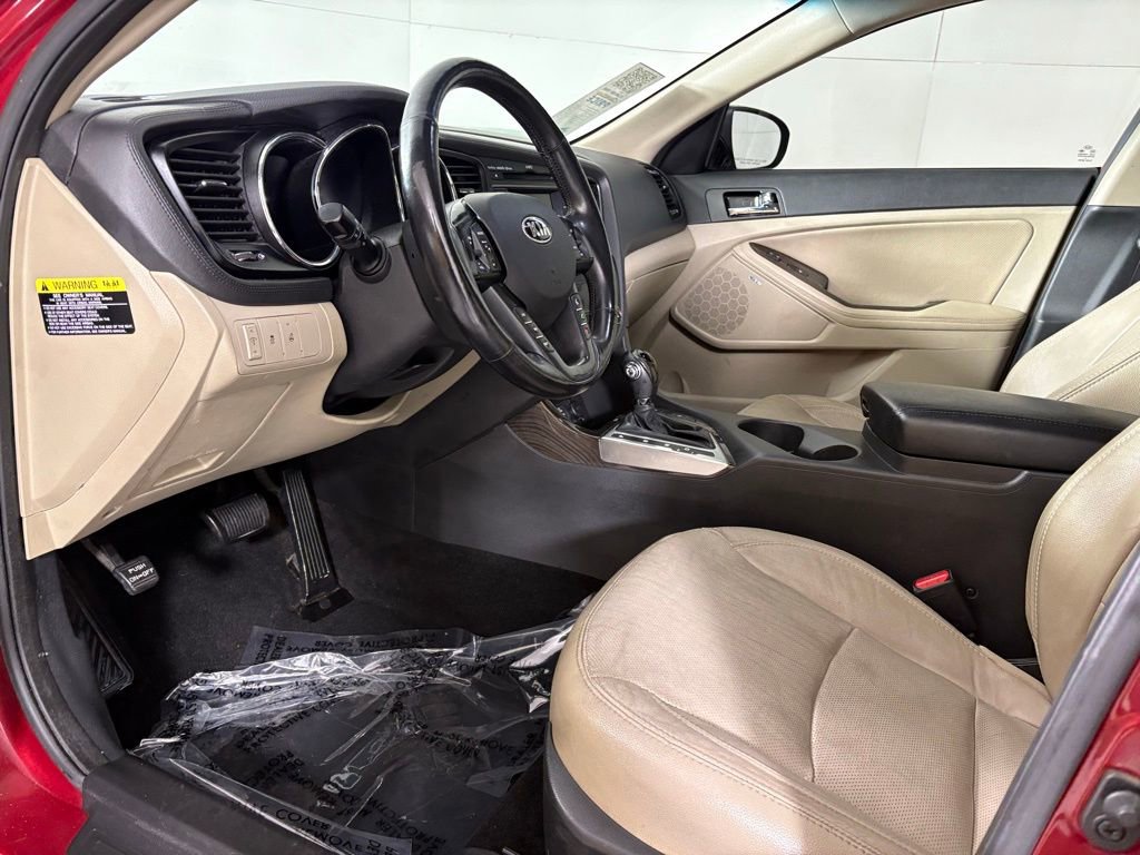 Used 2013 Kia Optima EX w/ Premium Pkg image 21