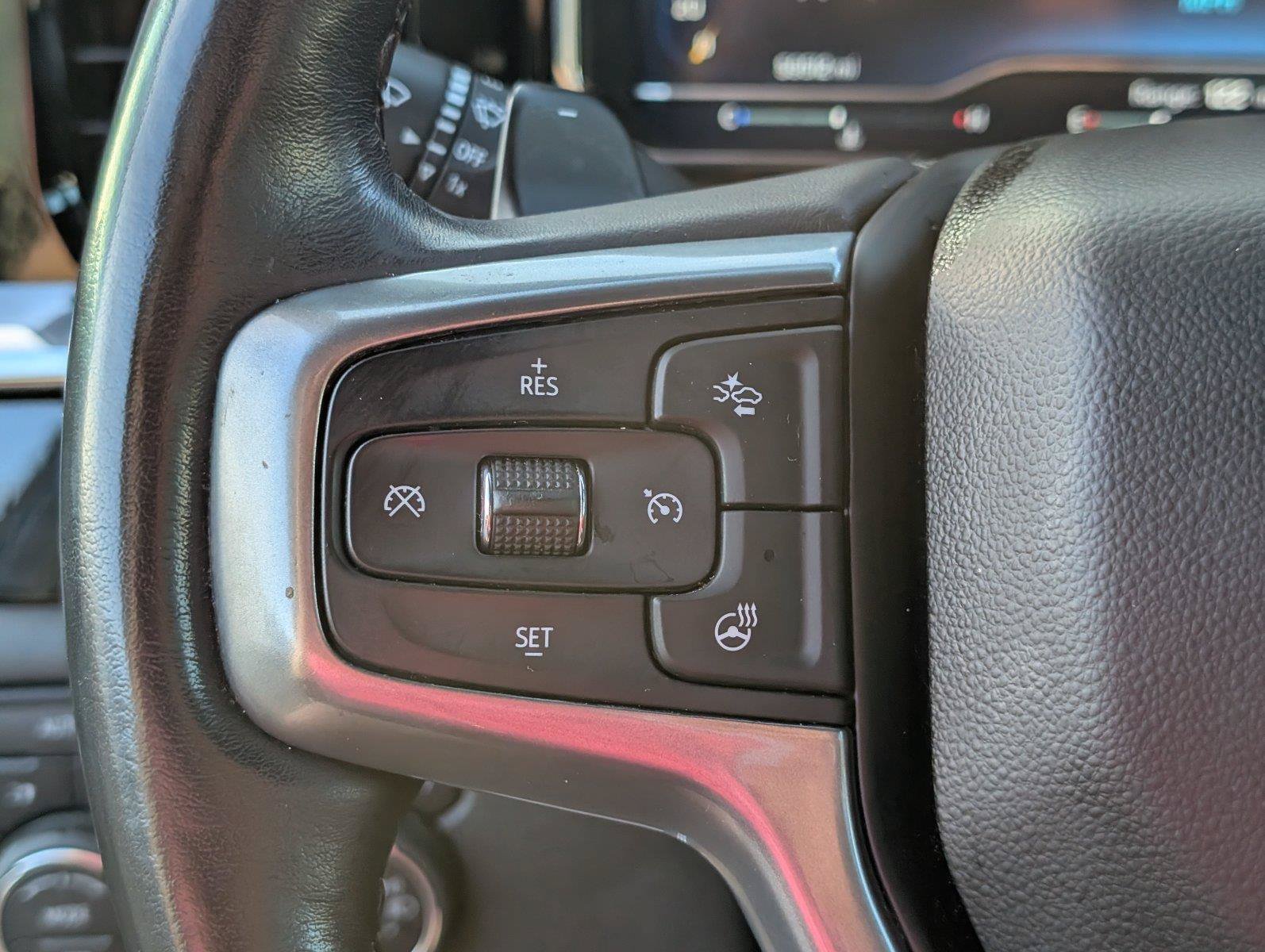 Used 2023 Chevrolet Silverado 1500 RST w/ Redline Edition AWD/4WD image 28