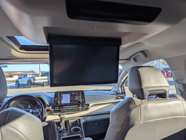 Used 2021 Toyota Sienna XLE w/ XLE Plus Package image 16