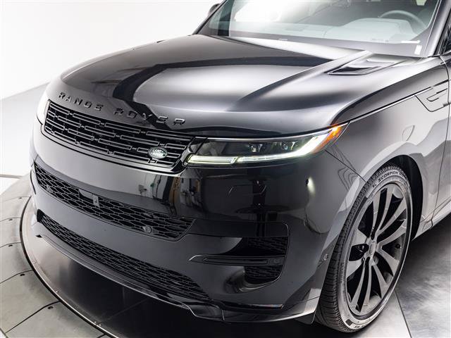 New 2027 Land Rover Range Rover Sport Dynamic SE AWD/4WD image 9