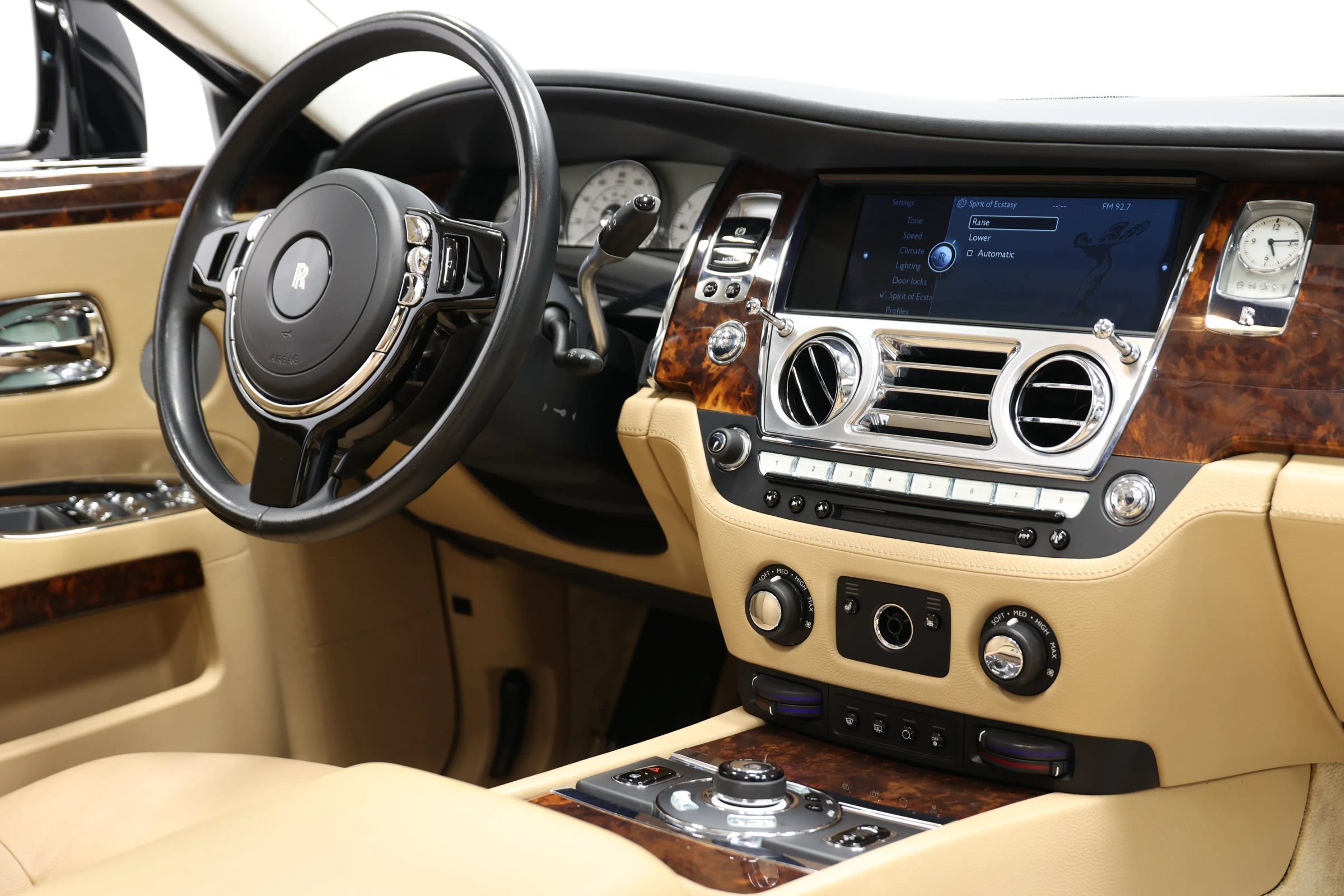 Used 2010 Rolls-Royce Ghost RWD image 99