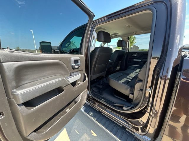 Used 2019 Chevrolet Silverado 2500 LTZ w/ Vortec Plus Package AWD/4WD image 18
