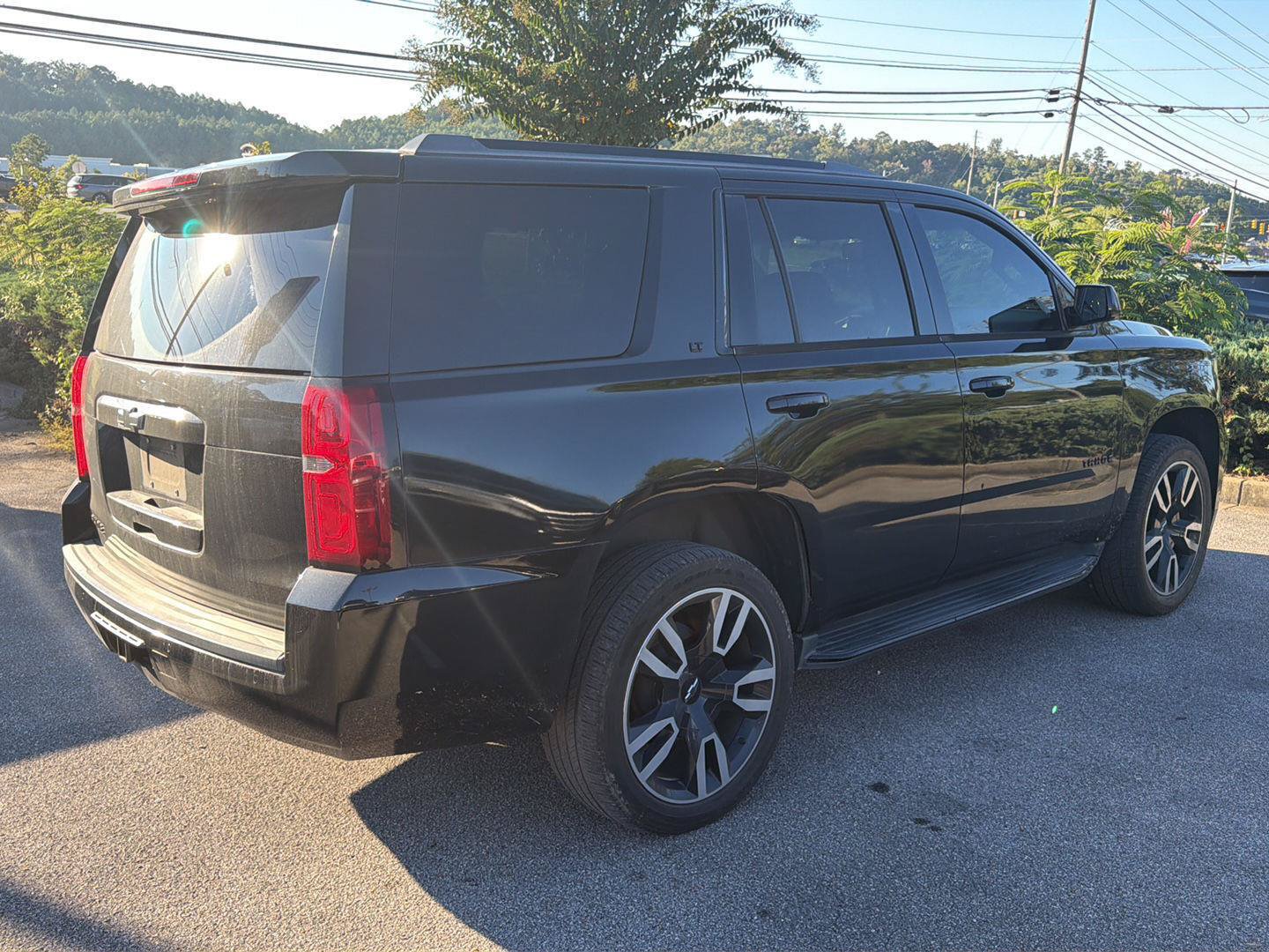 Used 2019 Chevrolet Tahoe LT AWD/4WD image 3