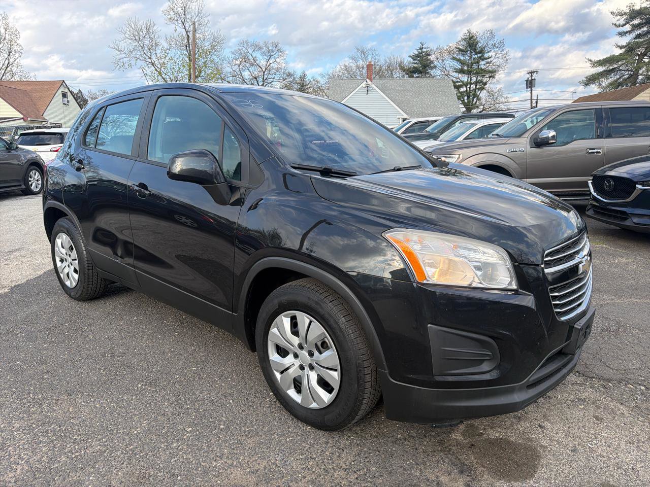 Used 2015 Chevrolet Trax LS w/ LPO, Cargo Package image 3