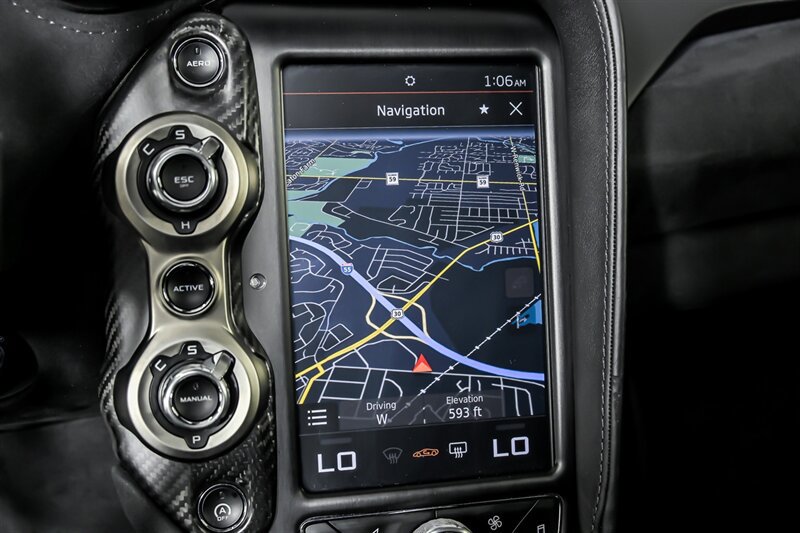 Used 2018 McLaren 720S RWD image 34