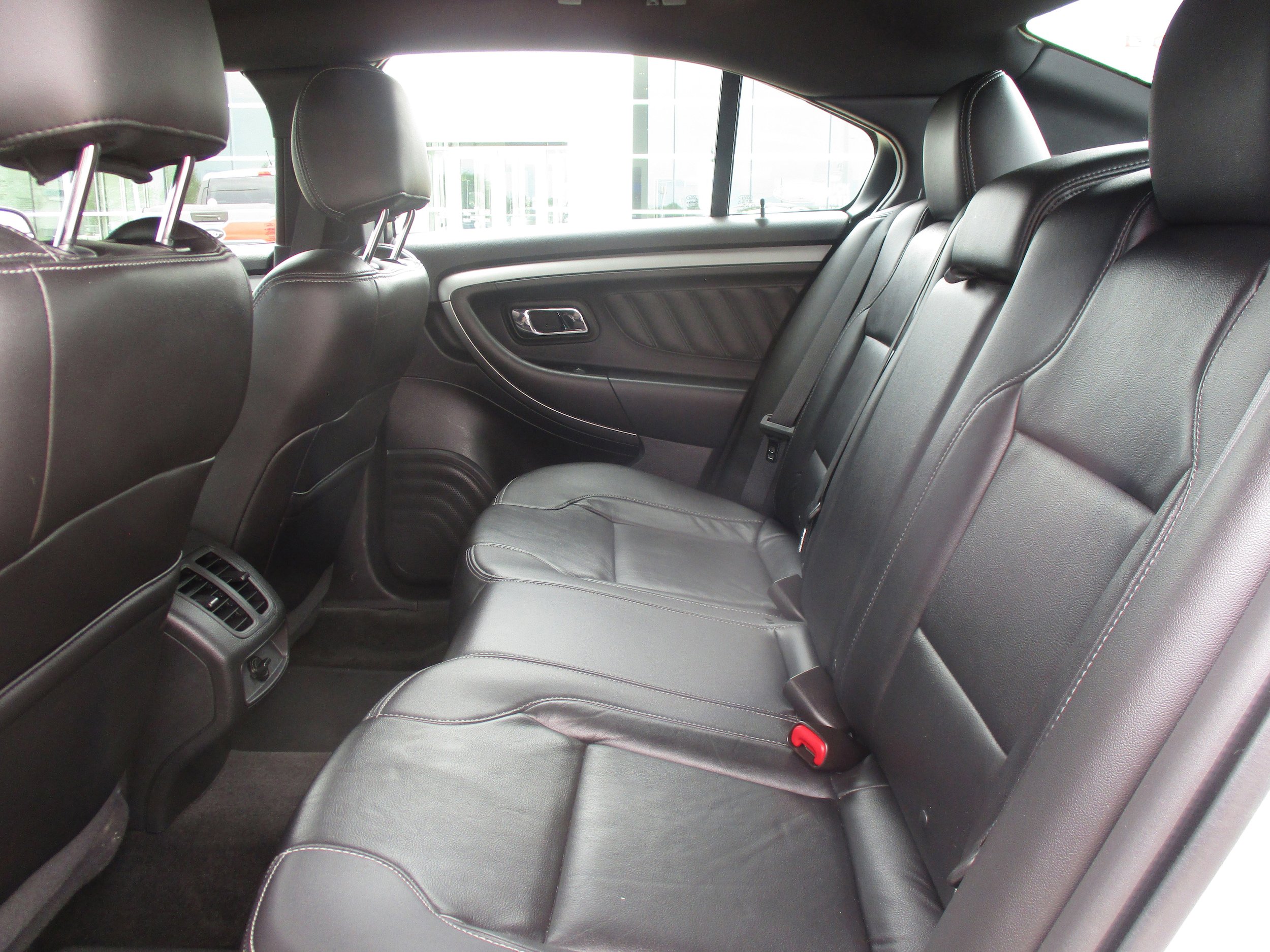 Used 2016 Ford Taurus SEL w/ Equipment Group 201A FWD image 37