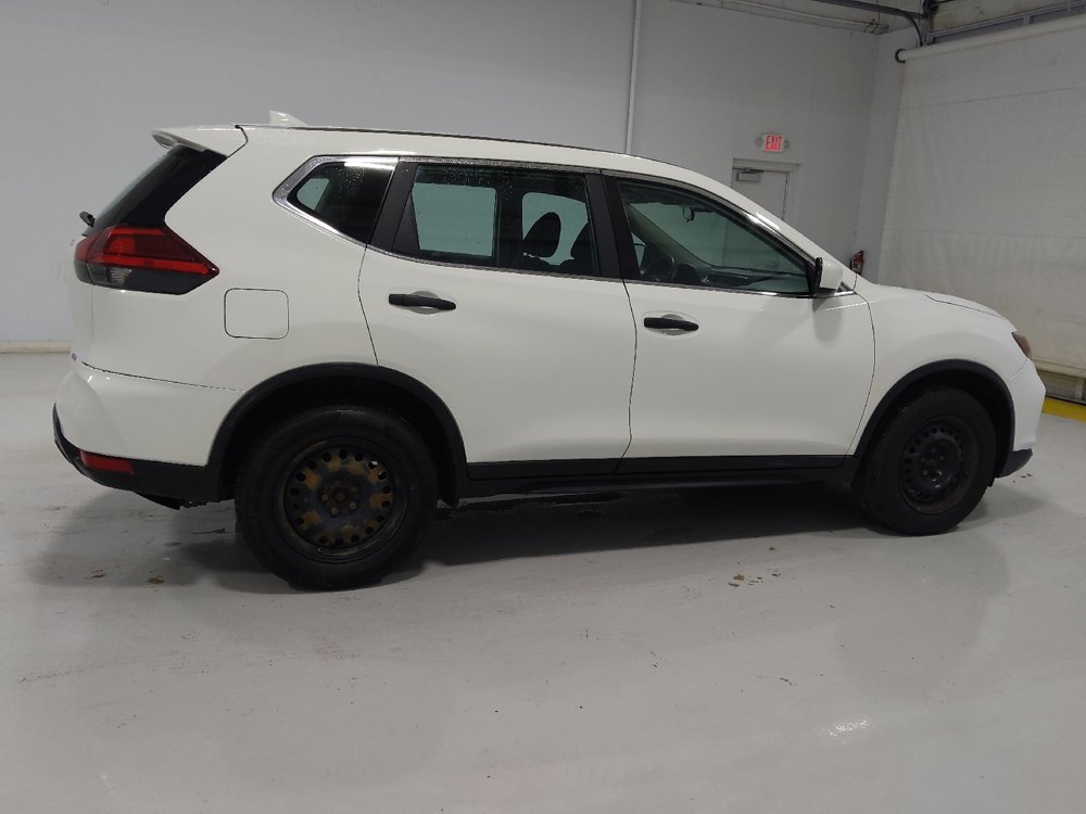 Used 2017 Nissan Rogue S AWD/4WD image 10