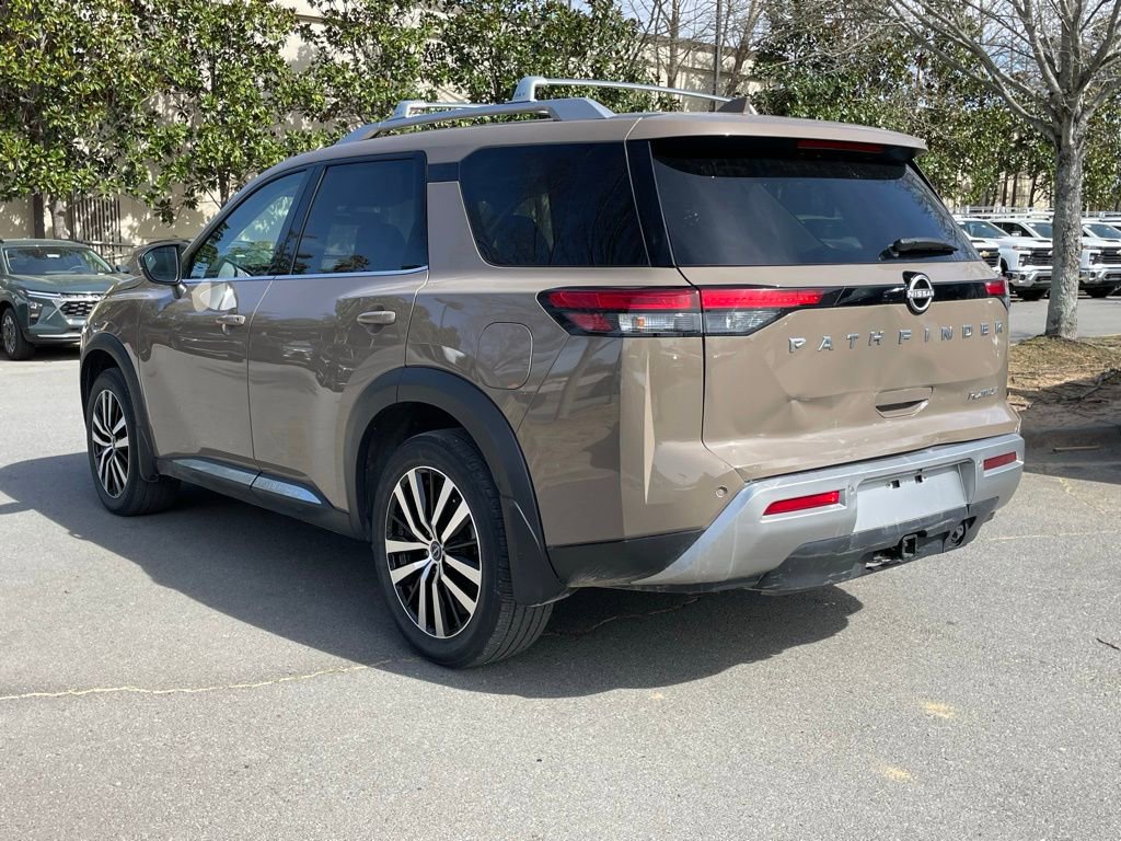 Used 2024 Nissan Pathfinder Platinum w/ Cargo Package image 5