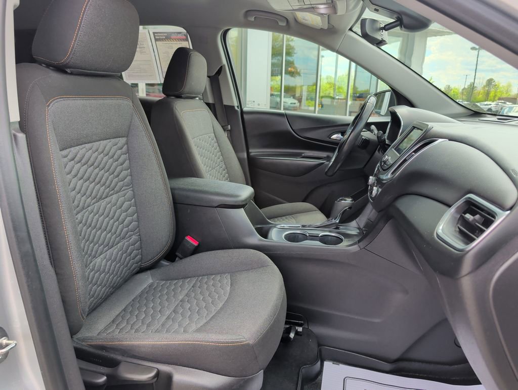 Used 2021 Chevrolet Equinox LT FWD image 22