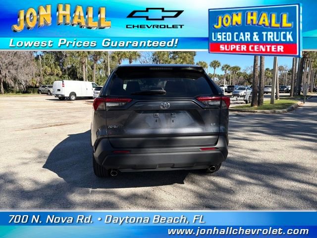 Used 2023 Toyota RAV4 LE image 9