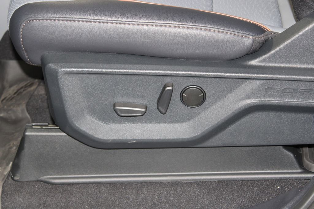 New 2025 Ford F150 Lariat w/ Equipment Group 501A Mid image 22