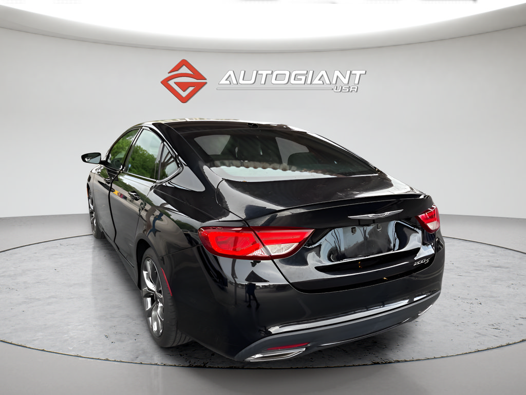 Used 2016 Chrysler 200 S w/ Comfort Group FWD image 3