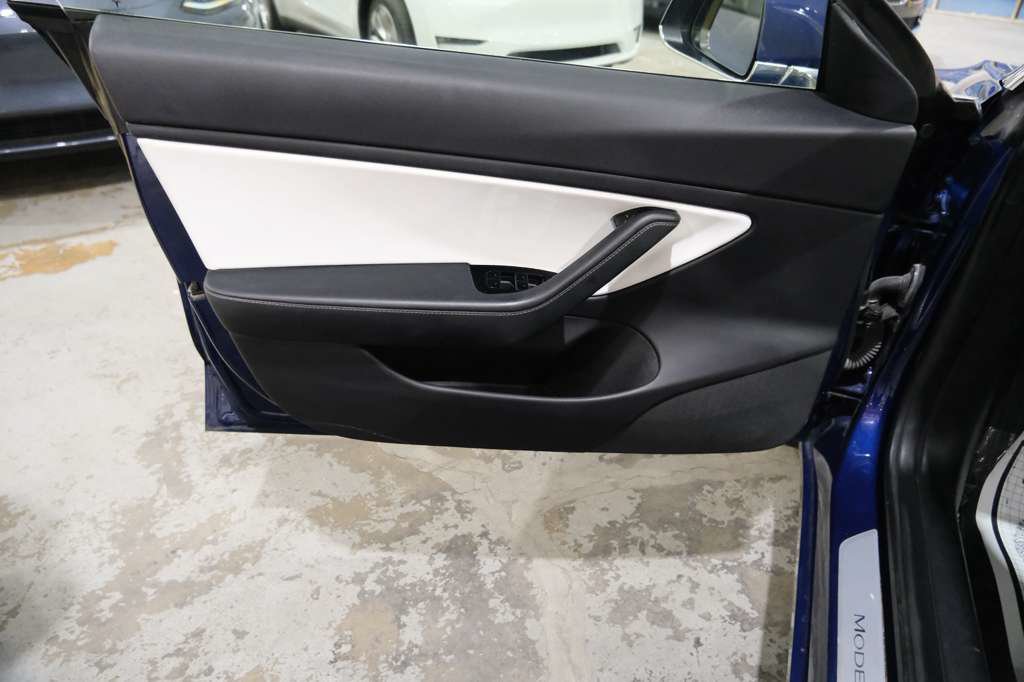Used 2019 Tesla Model 3 Performance AWD/4WD image 17