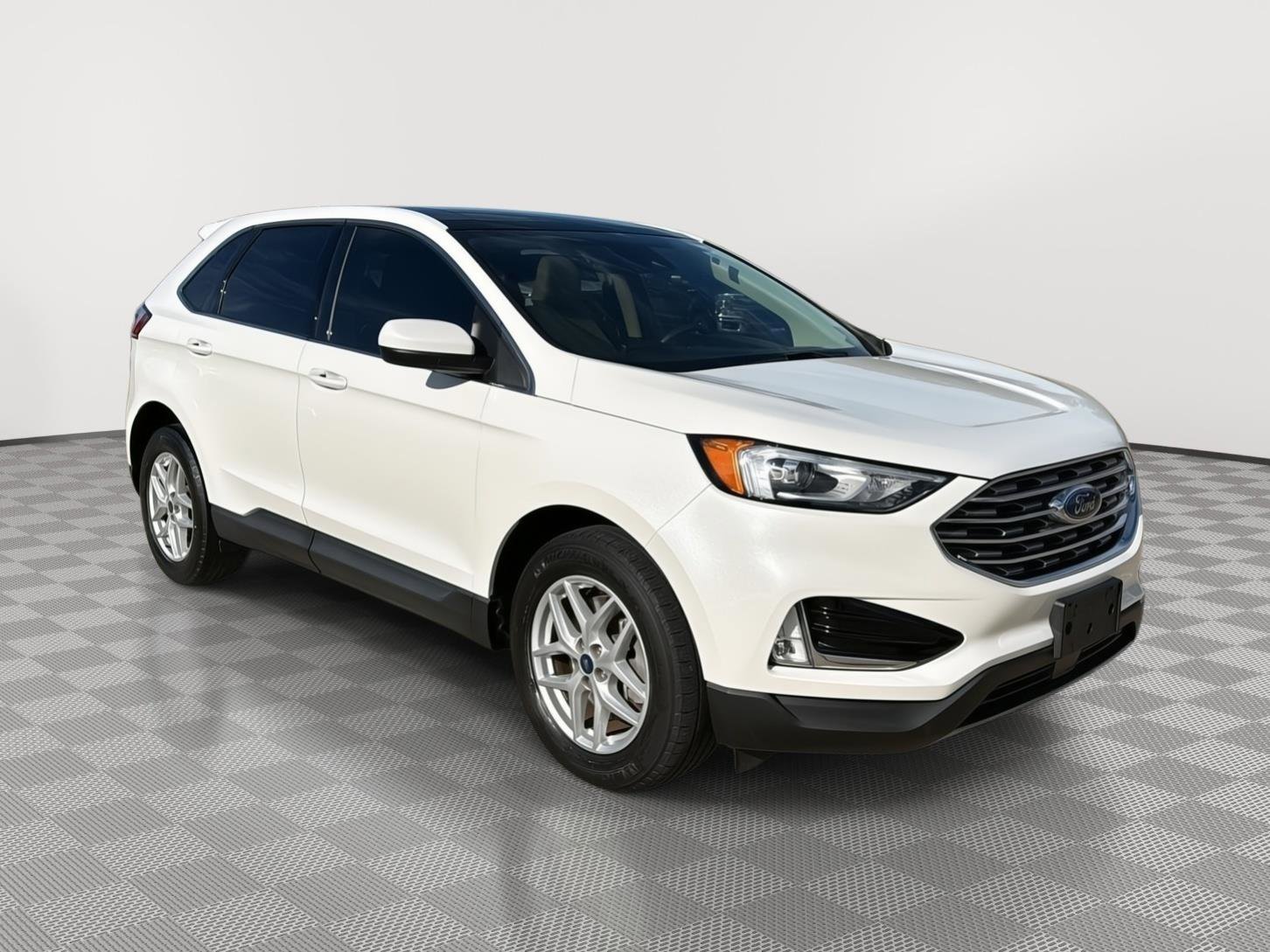 Used 2021 Ford Edge SEL w/ Convenience Package image 7