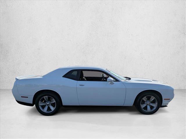 Used 2020 Dodge Challenger SXT image 4