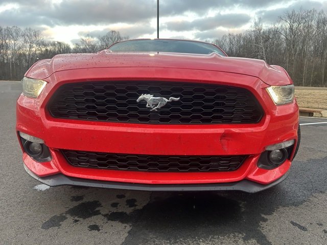 Used 2016 Ford Mustang Coupe image 3