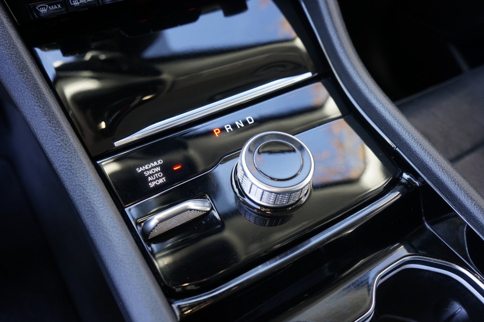 Used 2023 Jeep Grand Cherokee L Limited w/ Luxury Tech Group II image 24