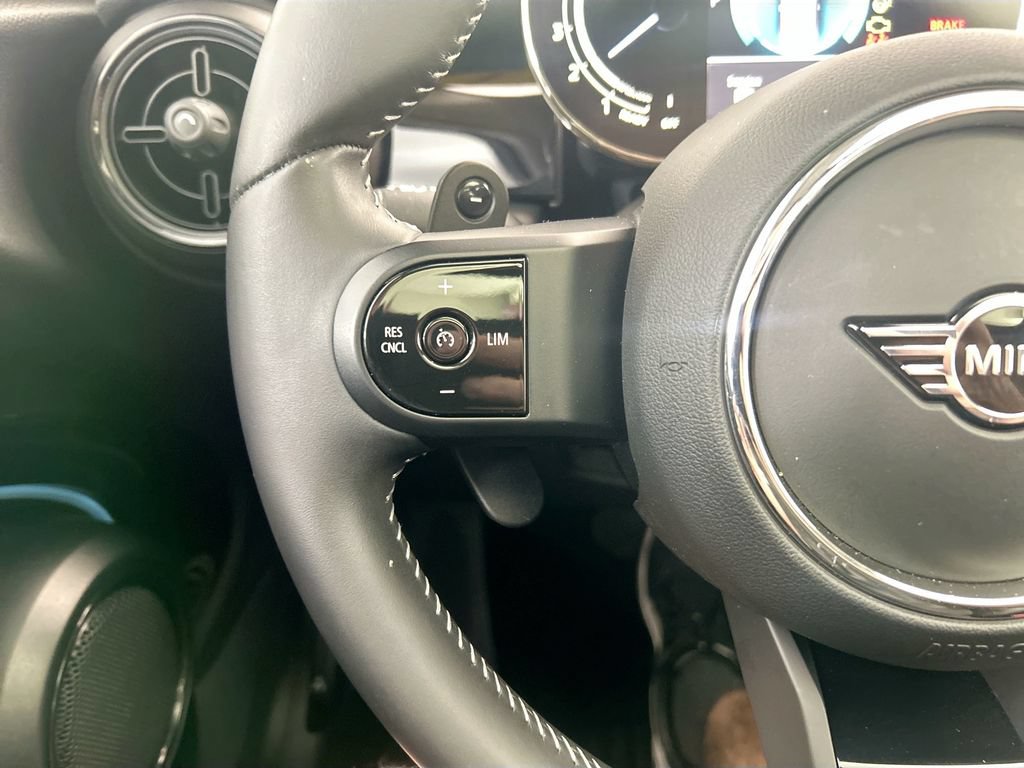 Used 2024 MINI Cooper S FWD image 11