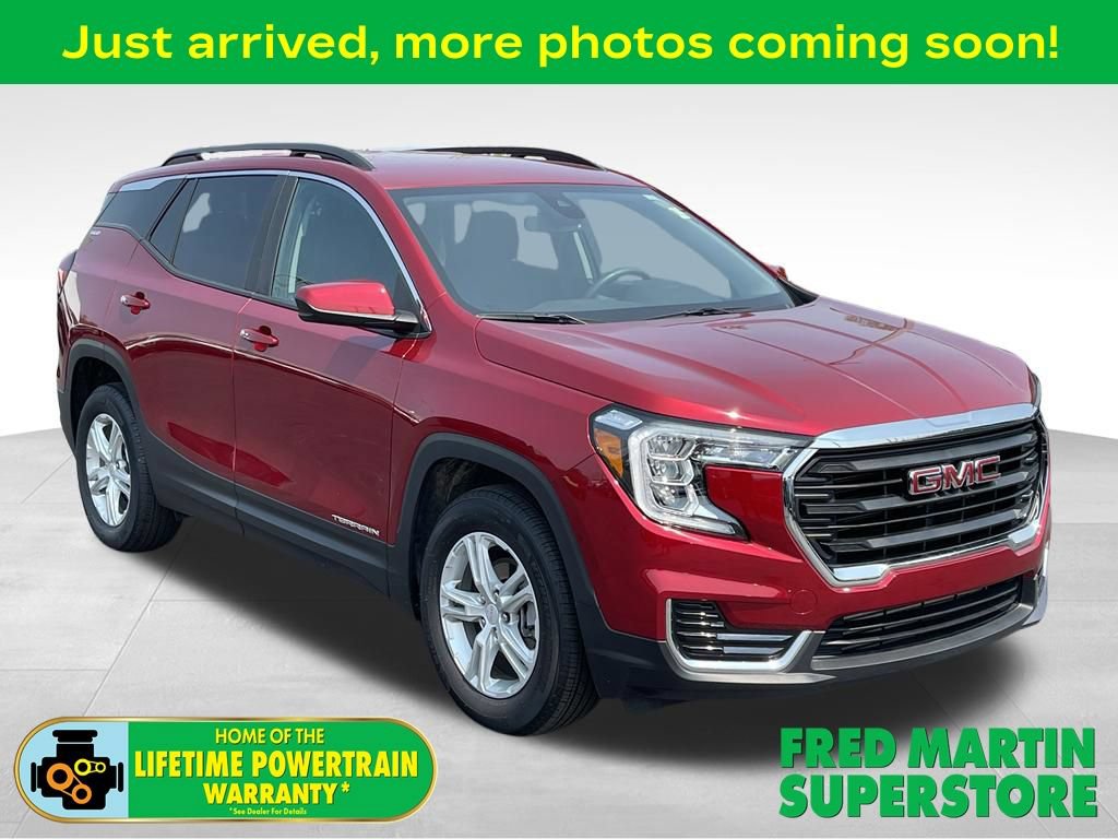 Used 2024 GMC Terrain SLE w/ Driver Convenience Package